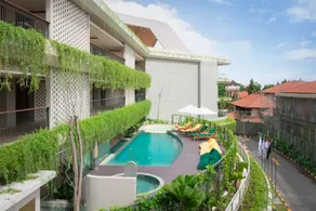 Beachwalk Residence - Piscine