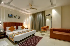 Qotel Comfort AT Residency Kaushambi Anand Vihar - Room amenity