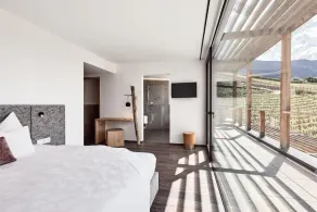 byHaller Suites & AO Restaurant - Zimmer
