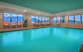 Holiday Inn Express & Suites Orem-North Provo - Piscina