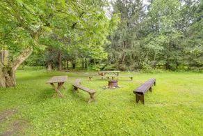 Pet-friendly Smithmill Retreat w/ Yard! - Interiör