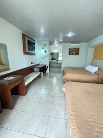 Hotel Splash Inn - Værelse