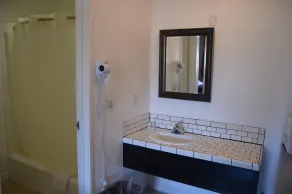 Musicland Hotel - Bathroom