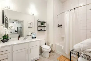 Riverwalk Oasis - Pool, Free Parking Views - Badezimmer