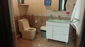 Museum Hostel - Bathroom