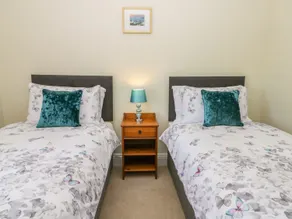 The Cottage - Room