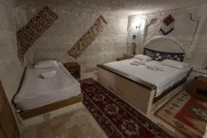 Seven Rock Cave Hotel - Rom