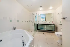 Peregian on the Beach - 5/31 Lorikeet Drive - Bathroom