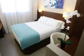 Hotel & Spa Real Ciudad De Zaragoza - Chambre