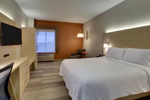 Holiday Inn Express Hotel & Suites Cedar Rapids I-380 at 33rd Avenue by IHG - Chambre