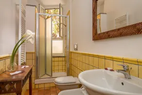 Bollo Apartments - Baño