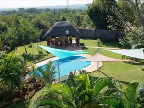 Zambezi Family Lodge - Leopard Room - Pool