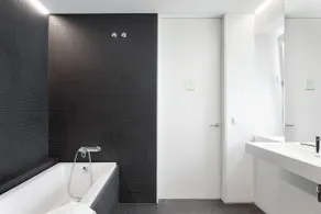 LSA Ascensor da Bica by Numa - Salle de bain