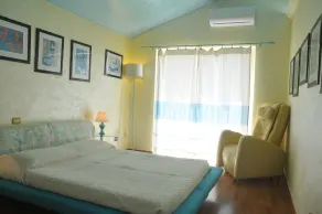 Agréable villa conviviale et familiale avec jacuzzi, barbecue et terrasse | Vue mer | À côté de la plage - Chambre