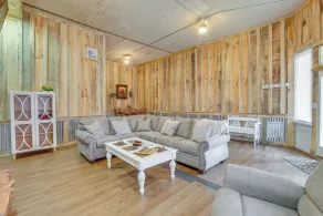 Downtown Lineville Vacation Rental ~ 10 Mi to Lake - Interior