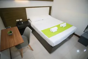 Benrose Hotel - Chambre