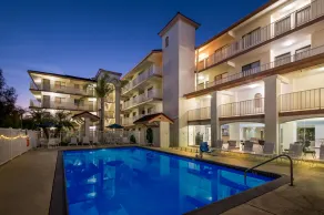 Days Inn by Wyndham Buena Park Anaheim - Pool