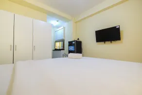 Studio Room @ Tifolia Apartment near Kelapa Gading - Værelse