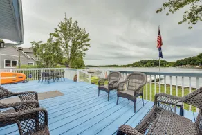 Charming Battle Creek Cottage w/ Dock! - Interiör