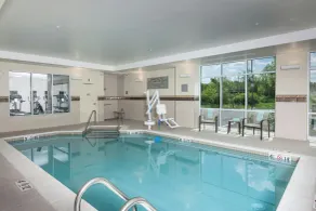 Courtyard by Marriott Boston Littleton - Piscine