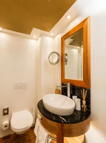 Hotel des Balances - Bathroom