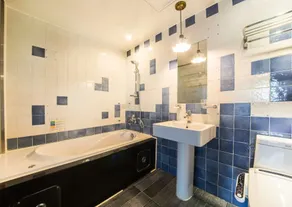 Belita N Goodtime Drive-in Motel - Baño