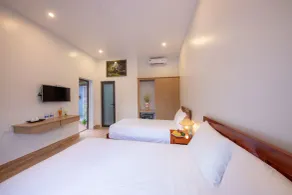 Commander Lodge - Room