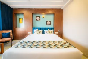 The Sky Imperial - Shahi Hotels & Resort - Room