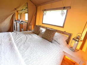 Carr's Hill Luxury Safari Tents - Room