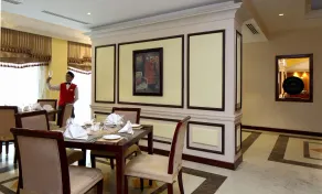 Ramada Riyadh Hotel - Restaurant