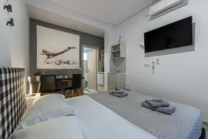 Comfort Stay Athens Airport Hotel - FREE shuttle from and to the airport - Room