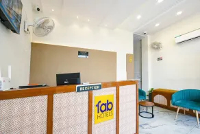 FabHotel K9 Ovilas - Resepsjon