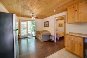 Golf & Hike: Cobb Mountain Cabin in Scenic Forest! - Innenbereich