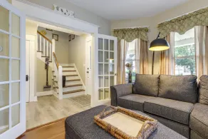 Cozy Vacation Rental Near Downtown - Interior