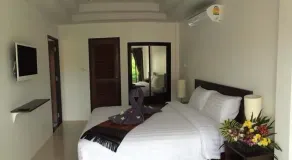 The Seashore Kamala Service Apartment - Room