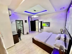 Ten15 Hotel & Suites - Zimmer