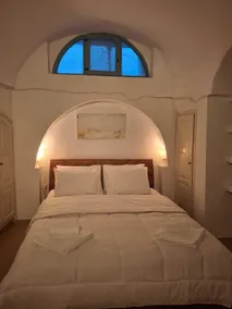 NEW Ryan's Cave Suite in Emporio Center - Zimmer