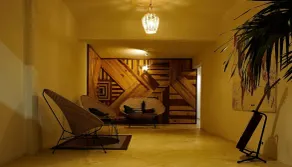 Stay Tropical - Interior entrance