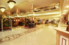 Akgun Istanbul Hotel, WorldHotels Crafted Collection - Recepción