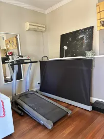 Cozy Tusmore Apartment With Private Garden City View Near Burnside Village Mall - Area fitness