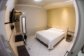 Hotel Tito's - Habitación