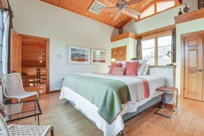 Lake Whitney Cabin w/ Hot Tub & Fire Pit! - Interiør