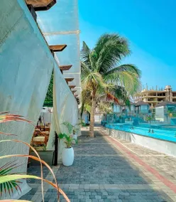 1 bedroom penthouse on the beach ikate - Room