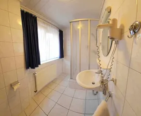 Tropicana Lüneburger Hof - Bathroom