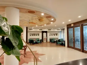 Hotel Milan Palace - Reception