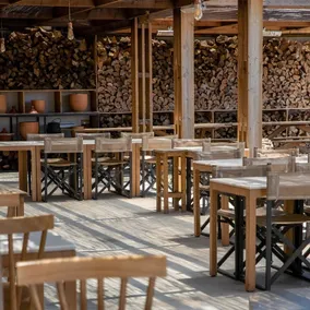 Craveiral Farmhouse by Belong Staying & Feeling - Restaurant