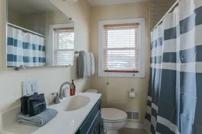 Millhouse - Bathroom