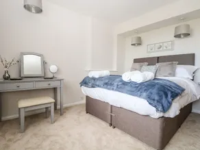 5 Sea Way - Room