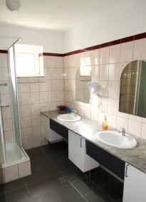 Fascino rustico - suite con due camere da letto 8601 - Bagno