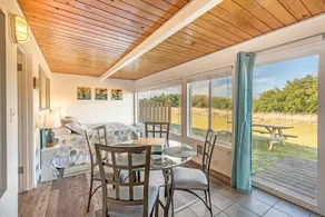 Pacific Surf Condos - Zimmer
